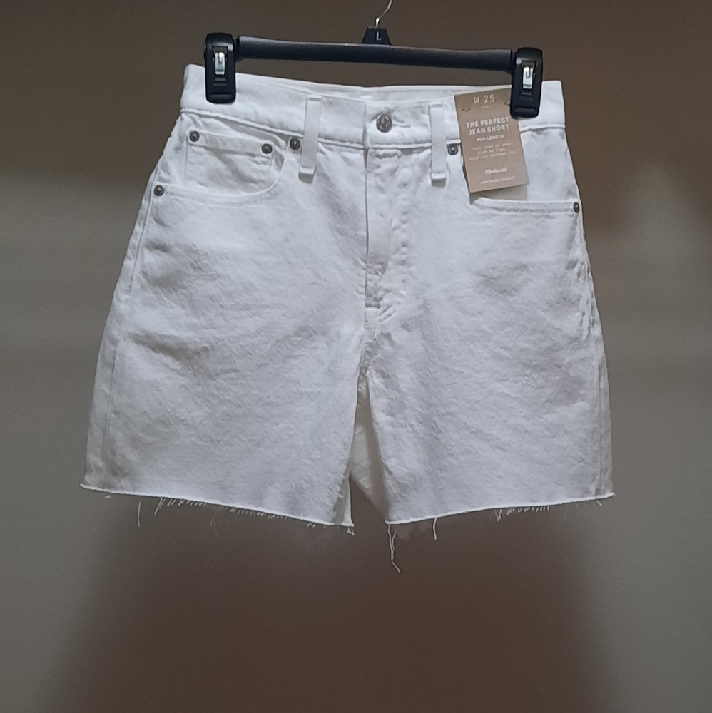 Madewell White Jean Shorts with Magic Pockets - Picture 2 of 16